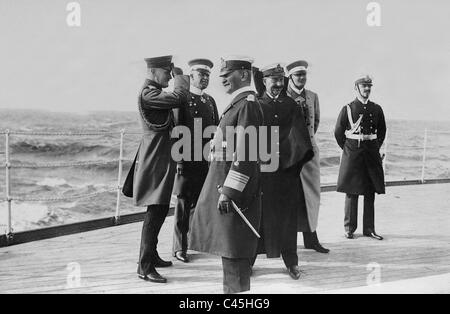 Kaiser Wilhelm II. in einem Marine Manöver auf der 'Deutschland', 1912 Stockfoto