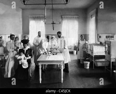 Baby Zimmer von Gisela Kinderklinik in München, 1906 Stockfoto