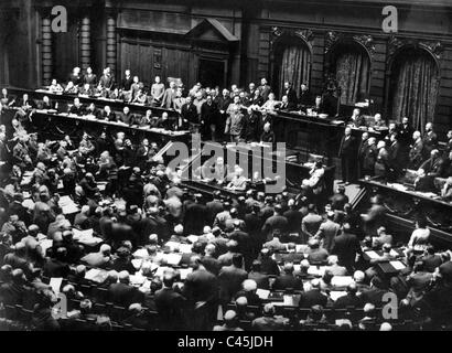 Heinrich Brüning im Reichstag, 1932 Stockfoto