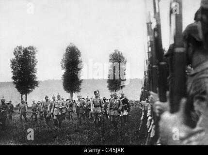 Kaiser Wilhelm II. und Kronprinz Wilhelm an der Westfront, 1915 Stockfoto