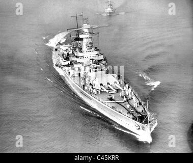 Der gepanzerte Kreuzer "Admiral Graf Spee" und "Deutschland", 1939 Stockfoto