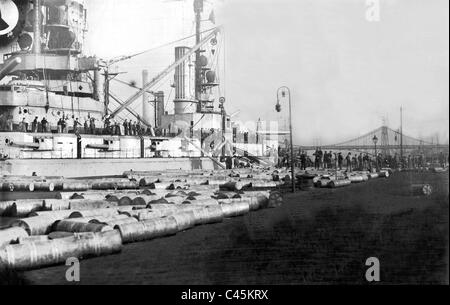 Schiffe der Tiefsee Flotte im Hafen von Wilhelmshaven, 1918 Stockfoto