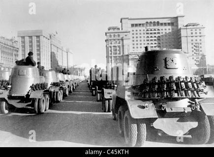 Gepanzerte Fahrzeuge der sowjetischen Armee, 1940 Stockfoto