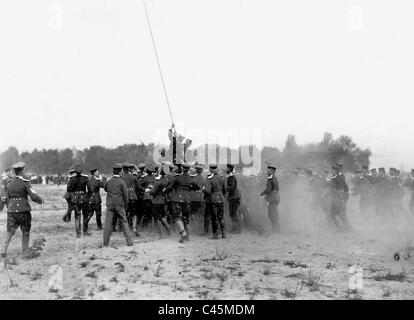 Entfernung Flug von Zeppelin Luftschiff "Schwaben" (LZ 10) nach Berlin, 1911 Stockfoto