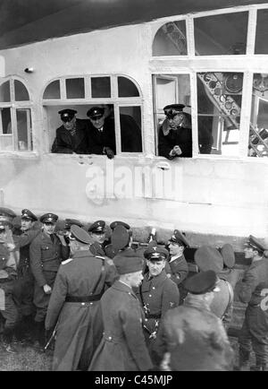 Das Luftschiff "Graf Zeppelin ich '(LZ 127) bei der Landung, 1935 Stockfoto