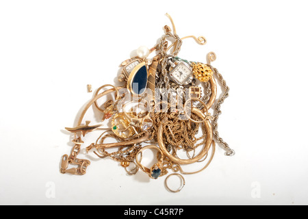 Haufen alter gebrochen Goldschmuck für Schrott Stockfoto