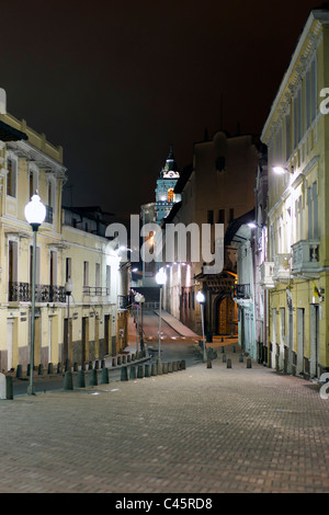 Nacht Bilder am Rande von Quito Nachbarschaft gut für hohe Kriminalitätsrate bekannt Stockfoto