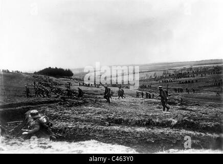 Angriff von einer deutschen Infanterie-Regiment, 1918 Stockfoto