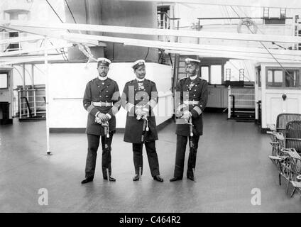 Kaiser Wilhelm II., Prinz Heinrich, Erzherzog Karl Stephan von der "Hohenzollern", 1910 Stockfoto