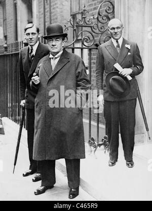 Stanley Baldwin in der Downing Street, 1935 Stockfoto