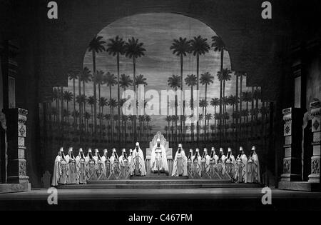 Szene aus Mozarts Oper "Die Zauberflöte", 1928 Stockfoto