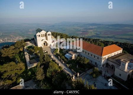 Luftbild der Verklärungs-Kirche auf dem Gipfel des Mount Tavor in der unteren Galiläa Stockfoto