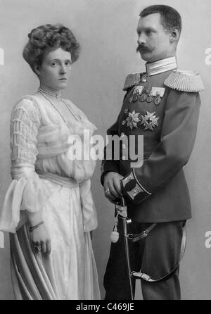 Kronprinz Rupprecht von Bayern mit Herzogin Marie Gabrielle in Bayern, 1903 Stockfoto