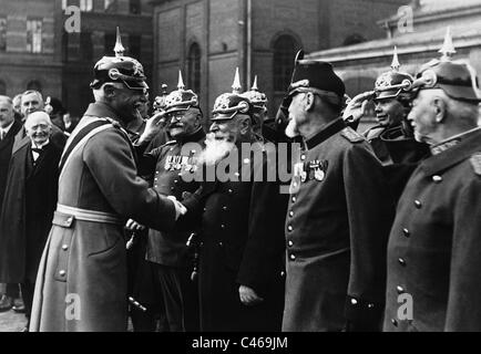 Kronprinz Rupprecht von Bayern mit Veteranen, 1931 Stockfoto