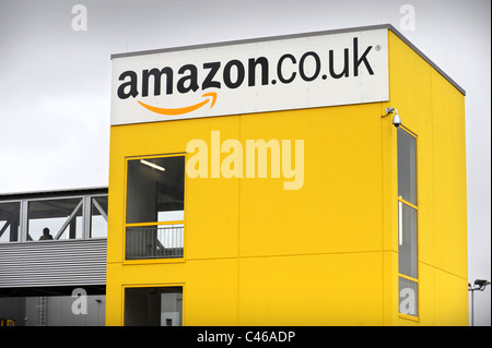 Gesamtansicht von der Online-Händler Amazon-Logistikzentrum in Swansea, Südwales Stockfoto