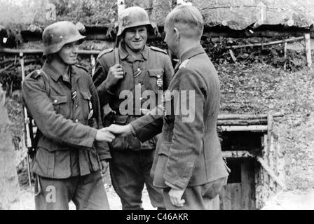 Zweiter Weltkrieg, deutsche Unterscheidungen: Iron Cross etc.. Stockfoto