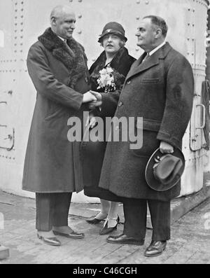 Louis Adlon, seiner Frau Hedda und Oscar Tschirky in New York, 1926 Stockfoto