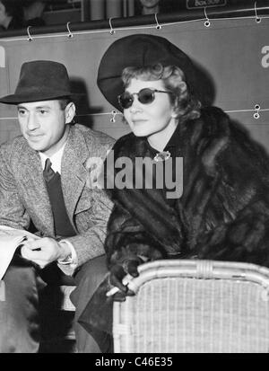 Claudette Colbert und ihr Ehemann, 1937 Stockfoto