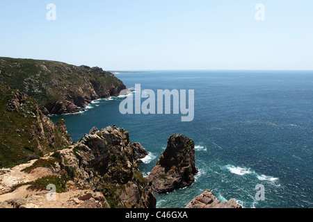 Die Klippen am westlichsten Punkt des europäischen Festland, Cabo da Roca in Portugal. Stockfoto