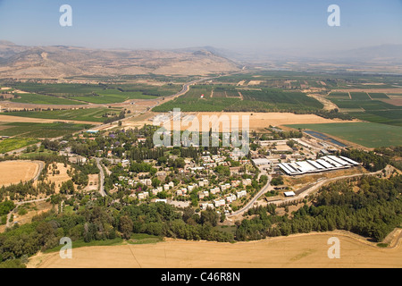 Luftaufnahme des Dorfes von Ayeley Ha'Shahar im oberen Galiläa Stockfoto