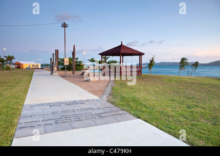 Der Victoria Parade Esplanade in der Abenddämmerung. Thursday Island, Torres-Strait-Inseln, Queensland, Australien Stockfoto