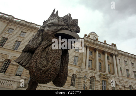 Chinesische Künstler Ai Weiwei Arbeit auf dem Display im historischen Innenhof des Somerset House, London. Stockfoto