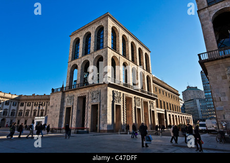 Museum des 20. Jahrhunderts, Palazzo dell'Aregario, restauriert im Jahr 2009 von Italo Rota e Fabio Fornasari Architekt, Mailand, Italien Stockfoto