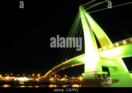 Brücke über einen Fluss, Lover es Brücke, Danshui Fishermans Wharf, Taipei, Taiwan Stockfoto