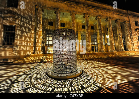 Sidney & Bern Davis Florida Kunst Kulturzentrum Caloosahatchee Manuskripte Lichtskulptur in Fort Myers Florida USA Stockfoto