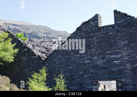 Ruiniert Gebäude im Dinorwig Schiefer mir, Snowdonia, North Wales, UK Stockfoto