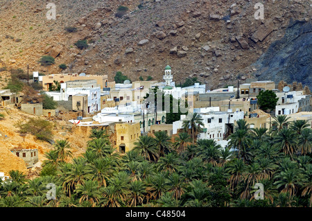 Bergdorf im Wadi Tiwi, Oman Stockfoto