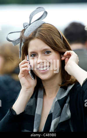 Minze-Polo in The Park, der führenden Outdoor-Polo und Lifestyle-Event im Zentrum von London. Ein Turnier für sechs internationale Teams. Stockfoto