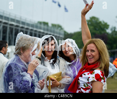 Minze-Polo in The Park, der führenden Outdoor-Polo und Lifestyle-Event im Zentrum von London. Ein Turnier für sechs internationale Teams. Stockfoto