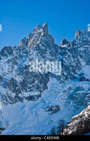 Mont-Blanc-Massiv. La Palud Courmayeur. Aosta Valley.Valle d ' Aosta. Italien. Winter. Stockfoto