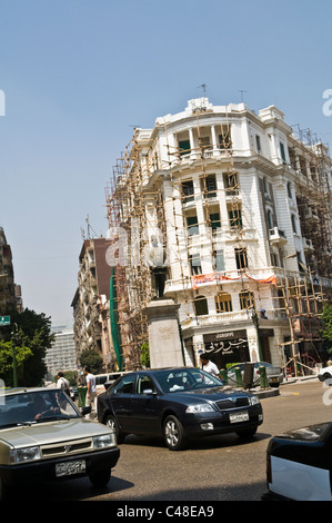 Eines der wichtigsten Straßen in Midan (Kreis) Tahrir in Kairo, die das Zentrum der Proteste und Demonstrationen im Jahr 2011. Stockfoto