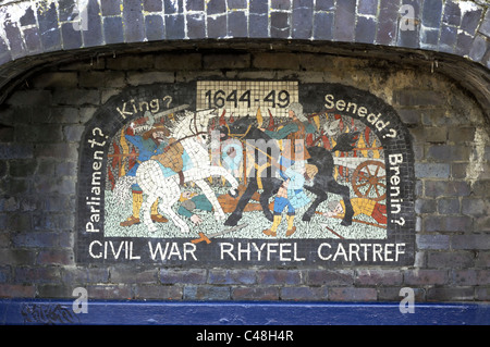 Teil einer Serie von 8 Mosaiken in der Wand nahe Aberystwyth Castle, diesein Darstellung des Bürgerkrieges in 1644-49 gesetzt. Stockfoto