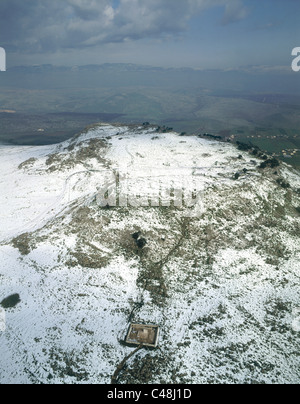 Luftaufnahme des Schlachtfeldes am Horn von Hattin im unteren Galiläa nach einem Schneesturm Stockfoto