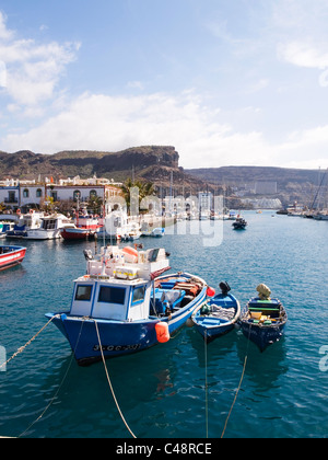 Angelboote/Fischerboote im Hafen von Puerto de Mogan Stockfoto