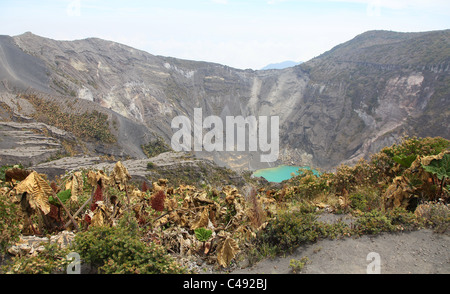 See in die Caldera des Vulkans OfIrazú oder Volcán Irazú aktiver Vulkan in Costa Rica, Mittelamerika Stockfoto