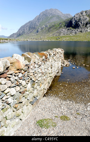 Eine malerische Aussicht über Llyn Idwal in Snowdonia-Nationalpark Stockfoto