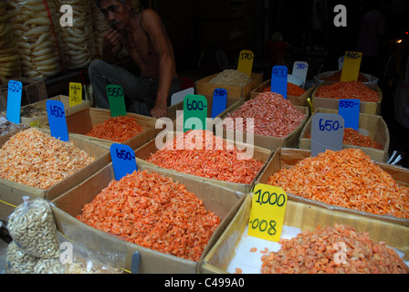 Getrocknete Garnelen und Krabben, Markt Chinatown Bangkok Thailand Stockfoto