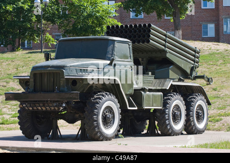 Grad Multiple Launch Rocket System, Museum von militärischer Ausrüstung Stockfoto