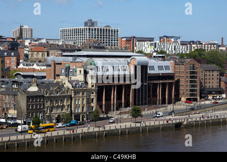 Gateshead Kai Aussicht vom Fluss Tyne Brücke nördlichen England uk gb Stockfoto