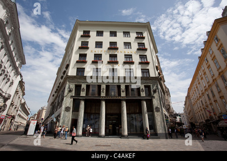 Raiffeisenbank in Michaelerplatz Square, Wien, Österreich, Europa. Foto: Jeff Gilbert Stockfoto