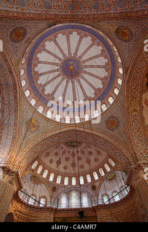Interieur und Dach Dekorationen auf die blaue Moschee, auch bekannt als der Sultan Ahmed Mosque in Istanbul, Türkei Stockfoto