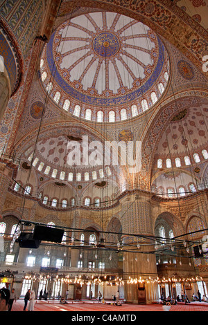 Interieur und Dach Dekorationen auf die blaue Moschee, auch bekannt als der Sultan Ahmed Mosque in Istanbul, Türkei Stockfoto