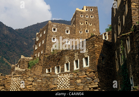 Saudi Arabien, Asir, Rejal-al-Amaa. Stehend im Asir-Gebirge und Teil-restauriert, des Dorf Rejal al-Maa Stockfoto