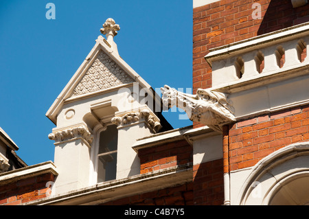 Detail der Arlington House, Bloom Street, Salford, Manchester, England, Vereinigtes Königreich. Ehemalige Gas Board Büro c1880, von Thomas Worthington Stockfoto