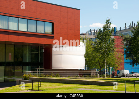 Lady Hale Gebäude, Salford Law School, Salford University, Salford, Manchester, England, UK.  Architekt: Broadway Malyan. Stockfoto