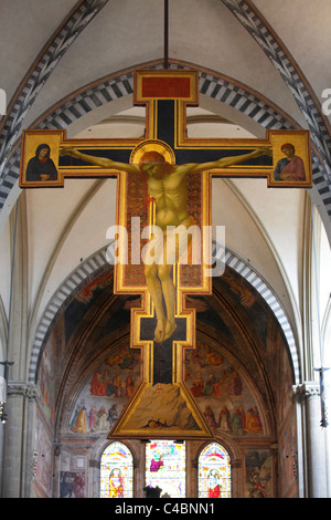 Kruzifix von Giotto in Santa Maria Novella, Florenz, Italien Stockfoto